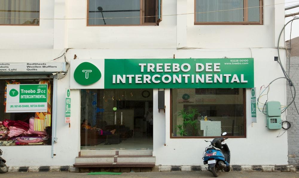 Treebo Dee Intercontinental Amritsar Hotel Bagian luar foto